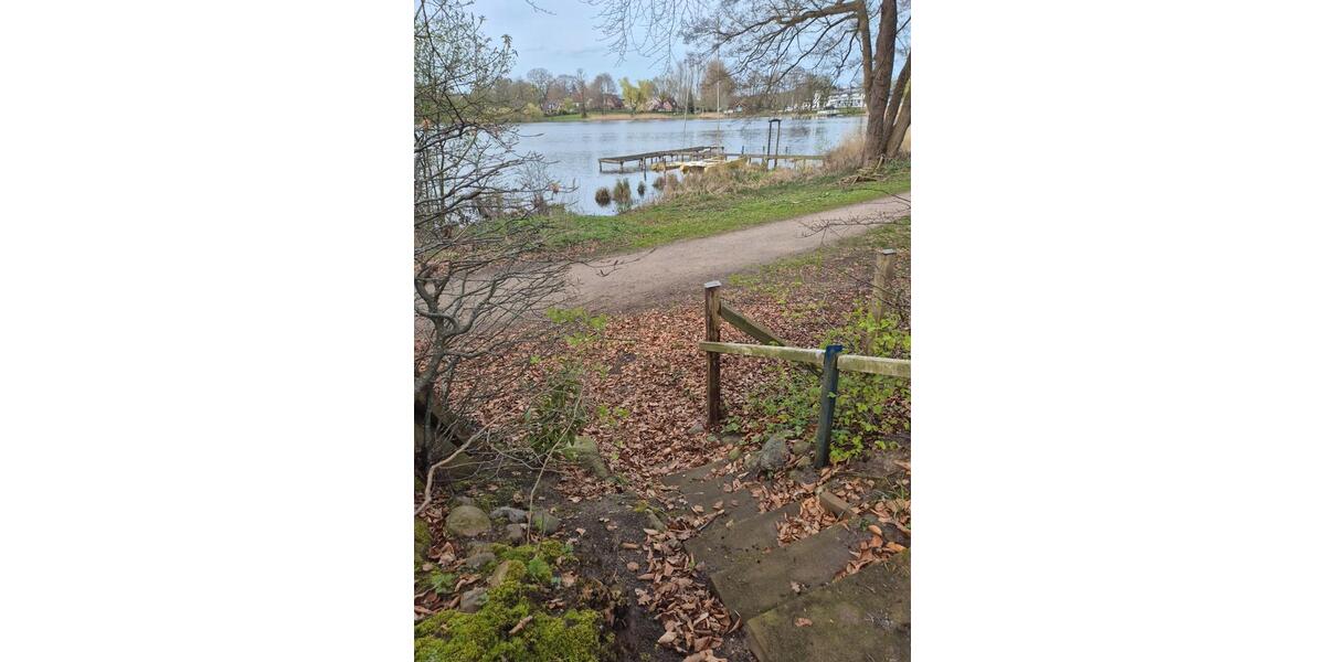 Einfamilienhaus Bordesholm - 4 Zimmer, 135 m&sup2;, 1.650&euro; | Angebot:26340954