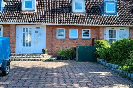 Haus Neumünster - 4 Zimmer, 90 m&sup2;, 255.000&euro; | Angebot:26915893