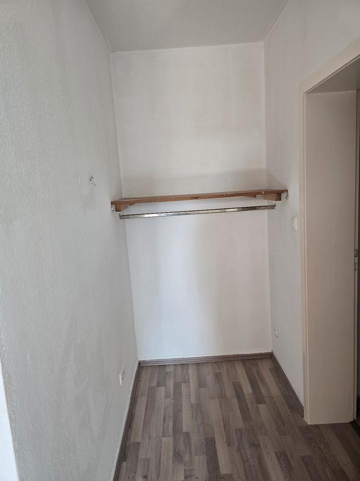 Großzügige 3-Zimmer-Wohnung ca. 83,10m² mit Loggia und Einbauküche