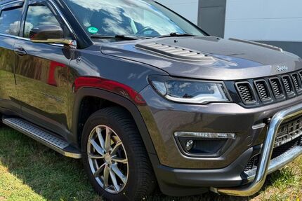 Jeep Compass 78.000 km 14.900 &euro; Kiel 24146