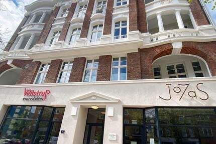 3-Zimmer-Altbauwohnung in der Holtenauer Straße mit Eichenparkett und Traum-Loggia 3 zimmer