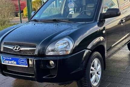 Hyundai TUCSON 222.000 km 3.290 &euro; Kiel 24145