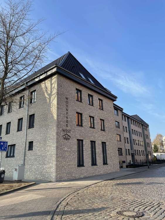 Wohnung zum Mieten in Neumünster 491,60 € 50.42 m² 2 zimmer