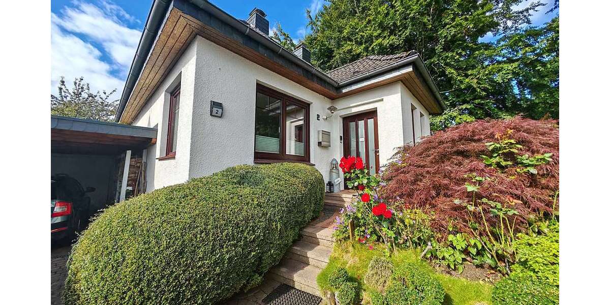 Haus zum Kaufen in Kiel 596.000 € 196 m² 7 zimmer