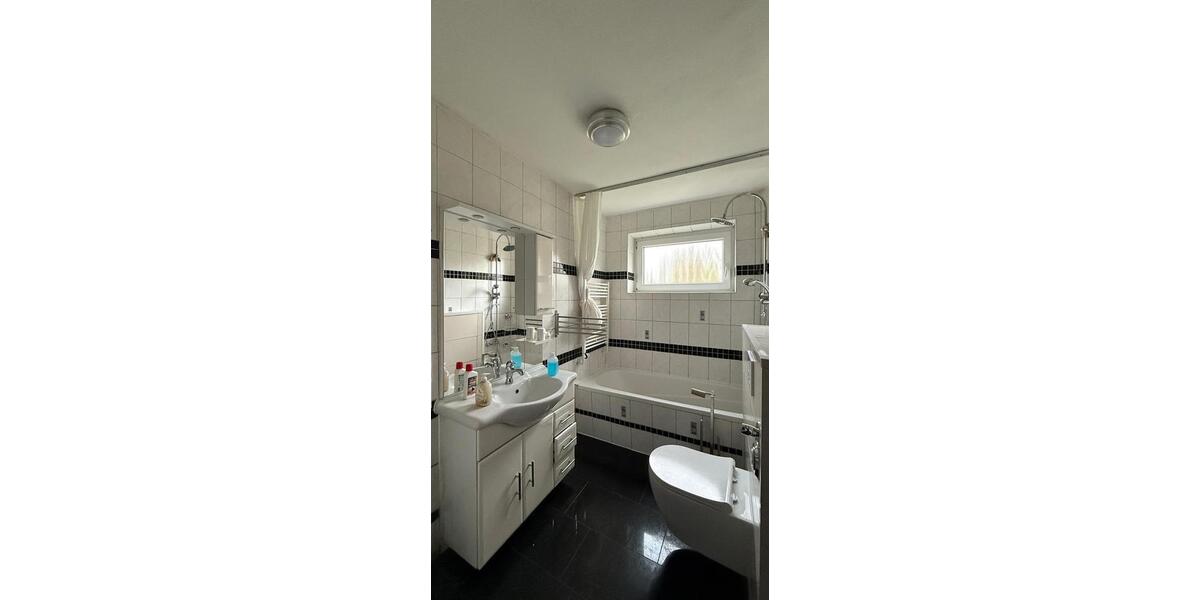 Mehrfamilienhaus, Wohnhaus Neumünster Brachenfeld/Ruthenberg - 3 Zimmer, 66 m&sup2;, 726&euro; | Angebot:26662192