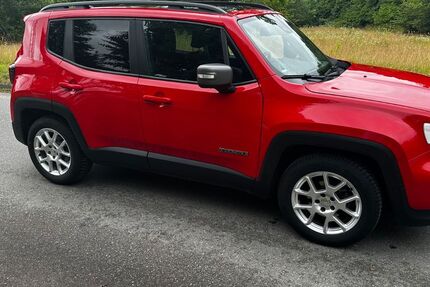 Jeep Renegade 71.000 km 14.300 &euro; SCHÖNBERG 24217