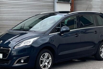 Peugeot 5008 120.000 km 10.950 &euro; Neumünster 24537