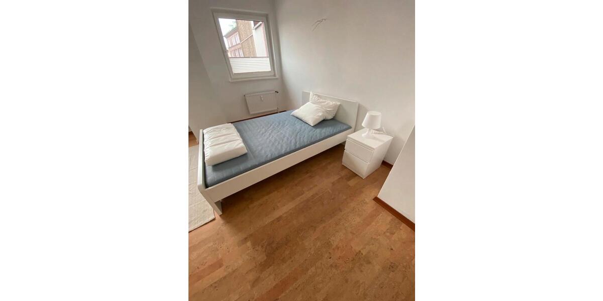 Etagenwohnung Kiel Ellerbek - 1 Zimmer, 18 m&sup2;, 346&euro; | Angebot:26674796