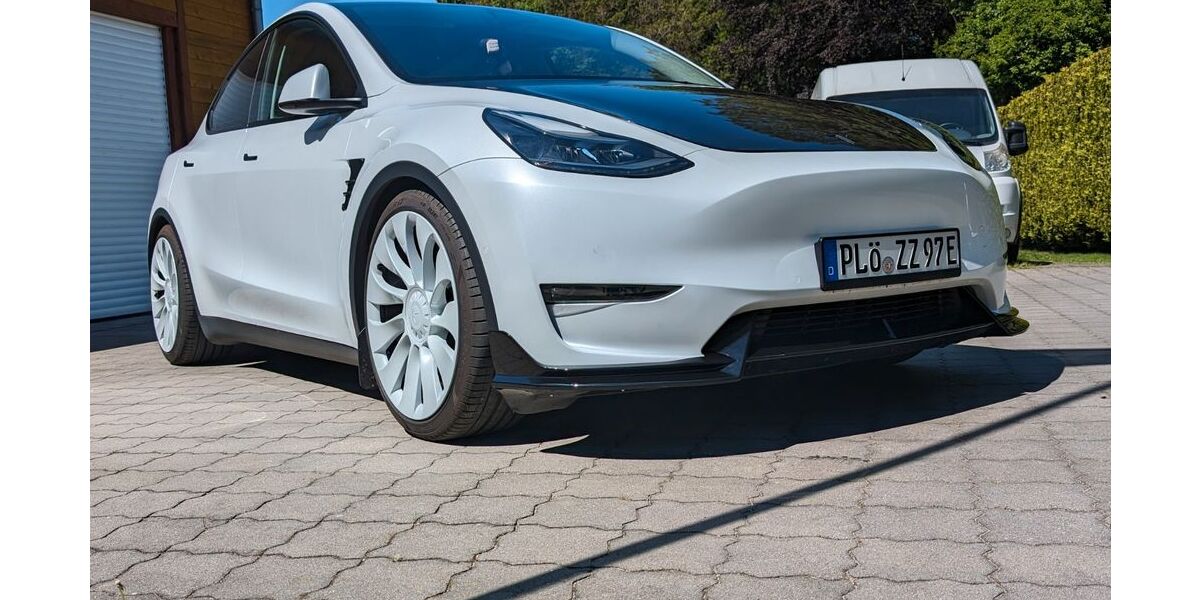 Tesla Model Y 70.000 km 33.900 &euro; Raisdorf 24223