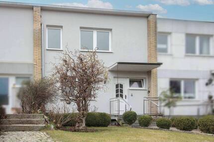 Haus Lütjenburg - 4 Zimmer, 89 m&sup2;, 210.000&euro; | Angebot:26556301