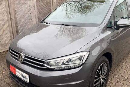 VW Touran 158.000 km 16.900 &euro; Neumünster 24536