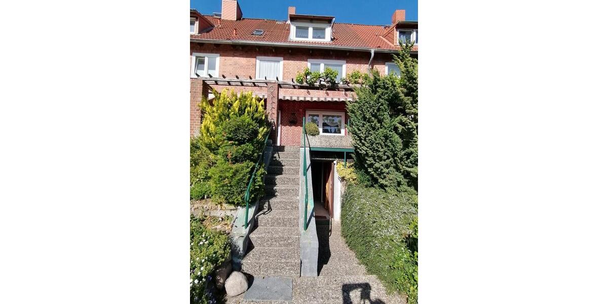 Reihenhaus Kiel Elmschenhagen - 6 Zimmer, 120 m&sup2;, 310.000&euro; | Angebot:26900869