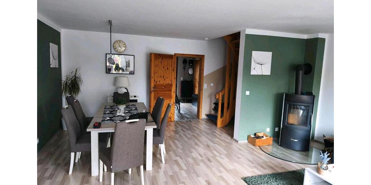 Reihenhaus Büdelsdorf - 4 Zimmer, 135 m&sup2;, 298.000&euro; | Angebot:26903195