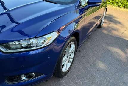 Ford Mondeo 122.000 km 13.600 € Neumuenster 24534