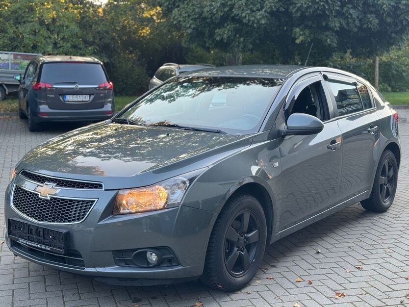 Chevrolet Cruze 199.700 km 3.499 € Kiel 24107