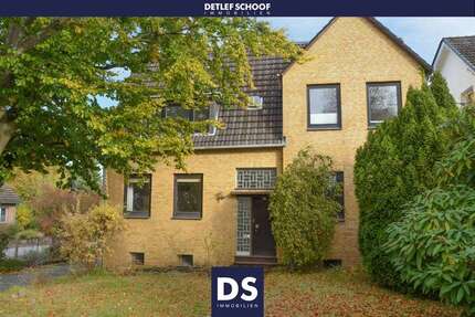 Haus zum Kaufen in Kiel 295.000 € 199 m² 9 zimmer