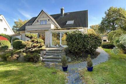 Haus Mönkeberg - 7 Zimmer, 323 m&sup2;, 695.000&euro; | Angebot:24461163