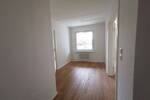 NEU*NEU*NEU*: modernisierte 3 Zimmer + Balkonblick ins Grüne, neue Einbauküche, Gäste-WC, Aufzug