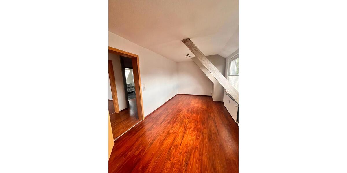 Mehrfamilienhaus, Wohnhaus Büdelsdorf - 9 Zimmer, 241 m&sup2;, 509.000&euro; | Angebot:27232122