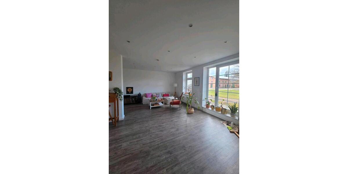 Etagenwohnung Lütjenburg - 4 Zimmer, 120 m&sup2;, 1.400&euro; | Angebot:26147907