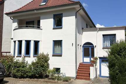 Haus Plön - 12 Zimmer, 246 m&sup2;, 679.000&euro; | Angebot:26108477