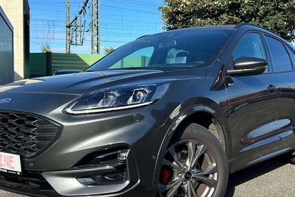 Ford Kuga 24.532 km 29.989 € Neumünster 24536