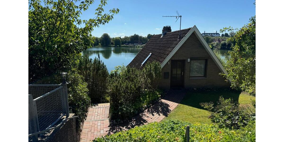 Einfamilienhaus mit ELW am Trentsee mit Steg, provisionsfrei 5 zimmer