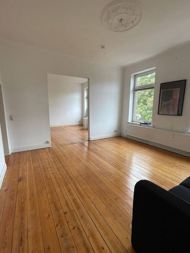 ...Altbaucharme nähe Blücherplatz und Unikliniken!