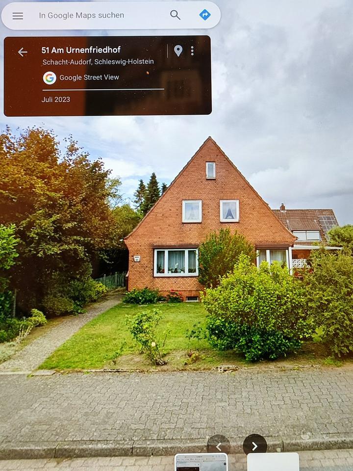 Grundstück mit einer sanierungsbedürftigen Immobilie