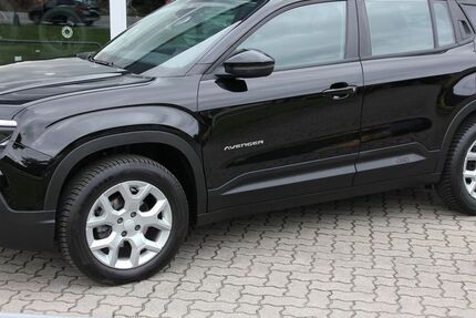 Jeep Avenger 17.700 km 19.690 &euro; Neumünster 24539