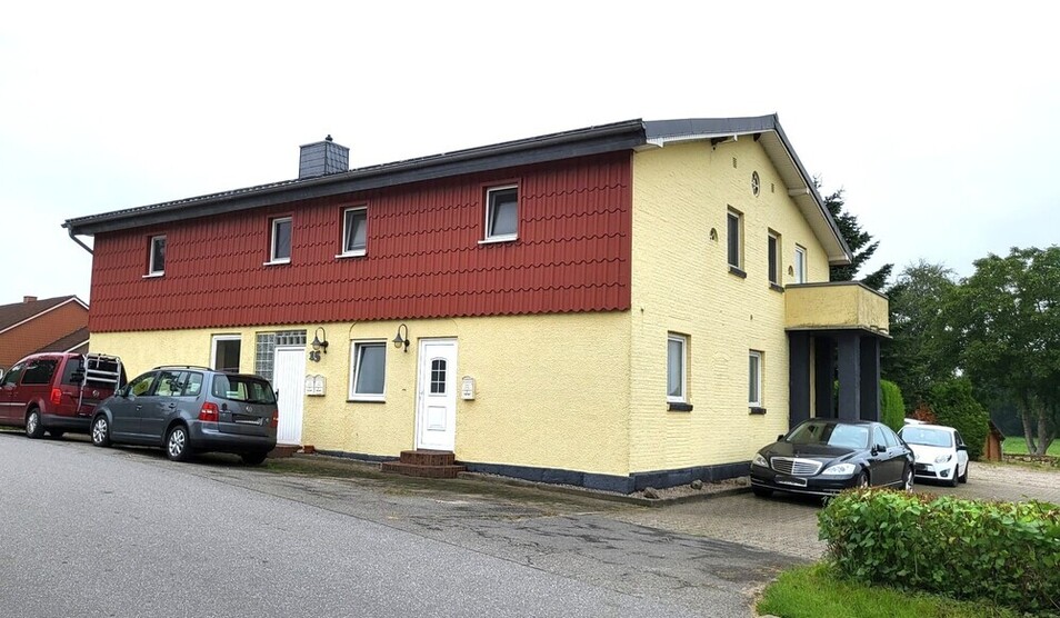 MFH als Kapitalanlage mit 11 WE in guter Lage von 24241 Grevenkrug