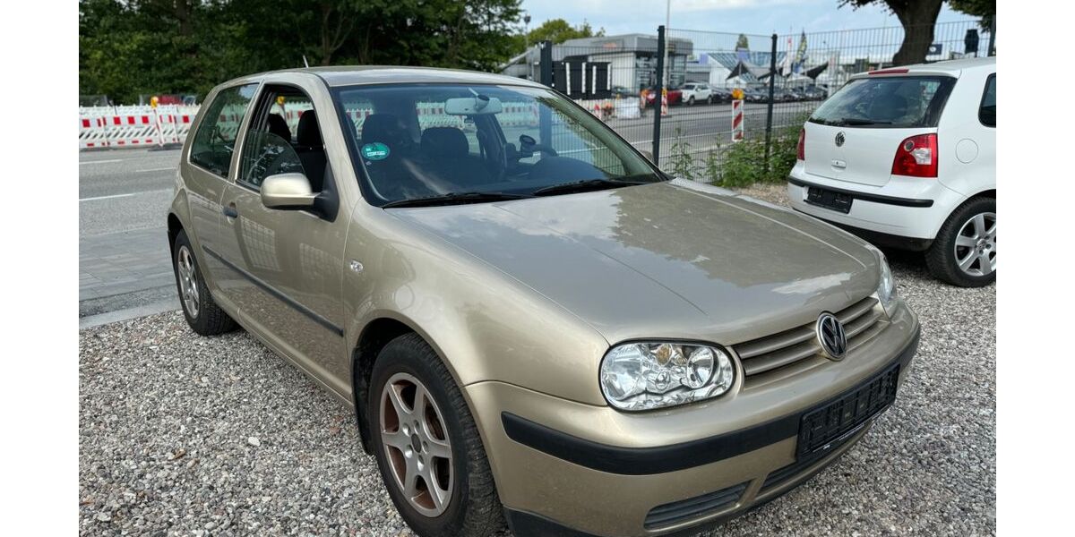 VW Golf 250.000 km 690 € Kiel 24146