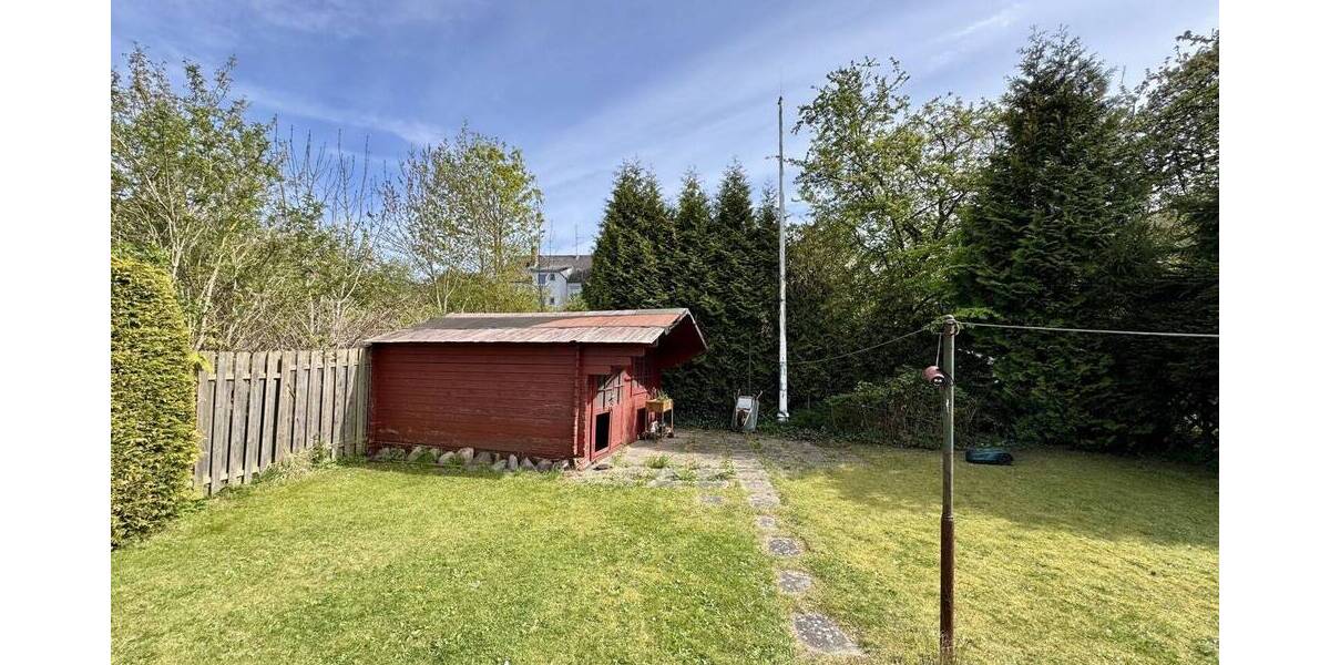 Mehrfamilienhaus, Wohnhaus Kiel Wellingdorf - 9 Zimmer, 214 m&sup2;, 495.000&euro; | Angebot:26388655