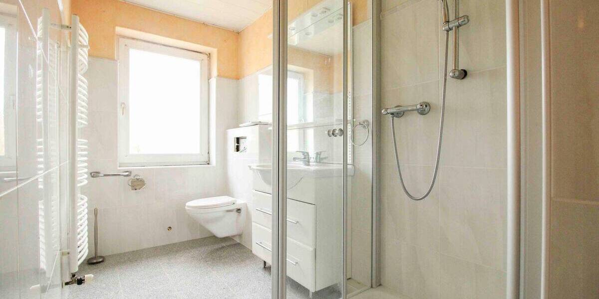 Einfamilienhaus Lütjenburg - 4 Zimmer, 210.000&euro; | Angebot:26156390