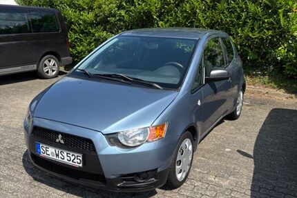 Mitsubishi Colt 65.000 km 3.999 € Neumünster 24537