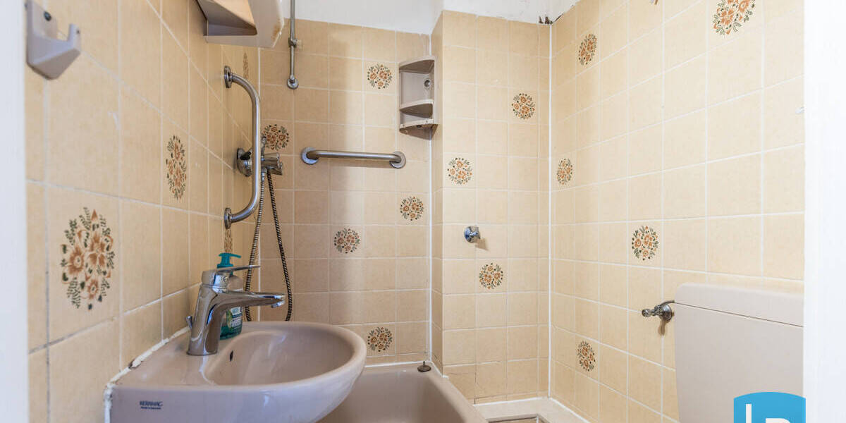 Etagenwohnung Kiel Gaarden-Ost - 2 Zimmer, 52 m&sup2;, 99.000&euro; | Angebot:26393087