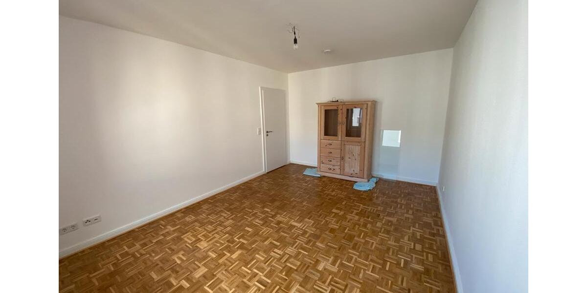 Etagenwohnung Kronshagen - 3 Zimmer, 86 m&sup2;, 999&euro; | Angebot:26598203