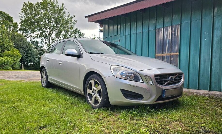 V60