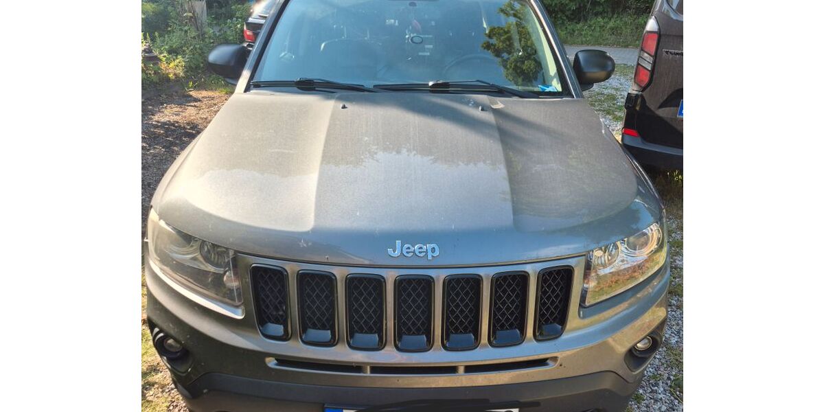 Jeep Compass 172.000 km 3.200 &euro; Ostenfeld 24790