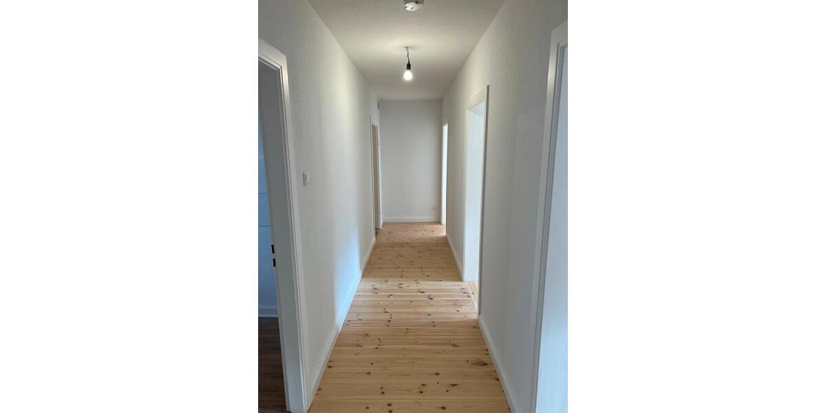 Etagenwohnung Kiel Neumühlen-Dietrichsdorf - 4 Zimmer, 82 m&sup2;, 763&euro; | Angebot:26238999