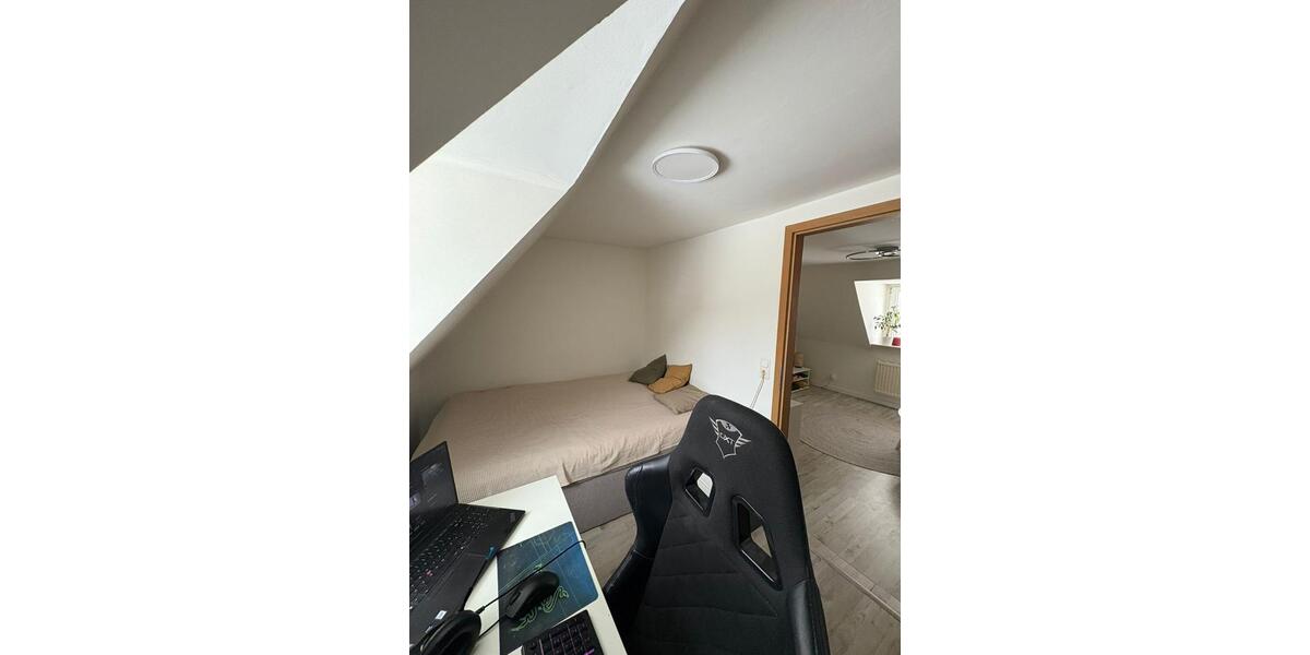 1.5 Zimmer DG Wohnung in Einfeld 1.5 zimmer