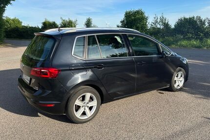 VW Golf Sportsvan 102.800 km 10.850 &euro; Quarnbek 24107