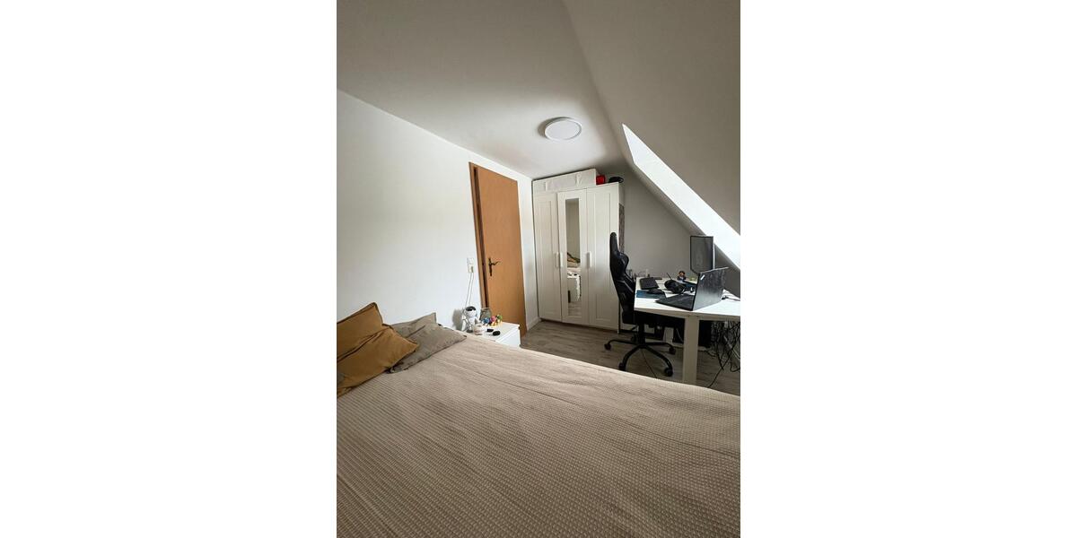 1.5 Zimmer DG Wohnung in Einfeld 1.5 zimmer