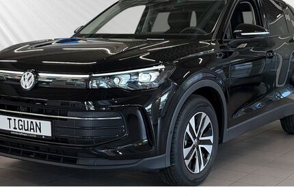VW Tiguan 3.000 km 43.980 &euro; Neumünster 24539