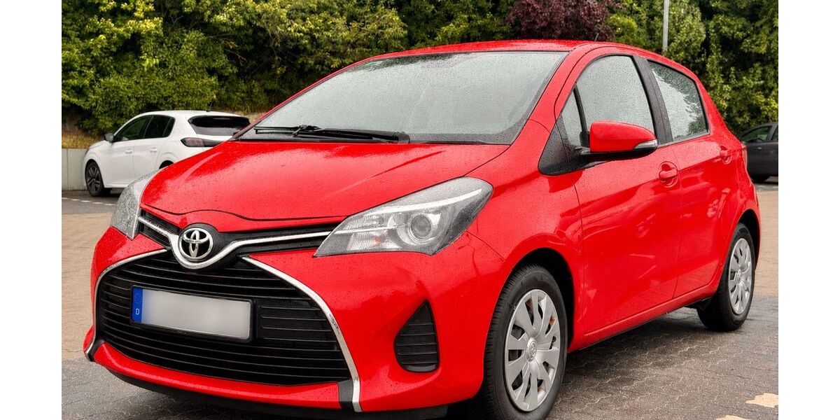 Toyota Yaris 72.000 km 7.490 &euro; Kiel 24145