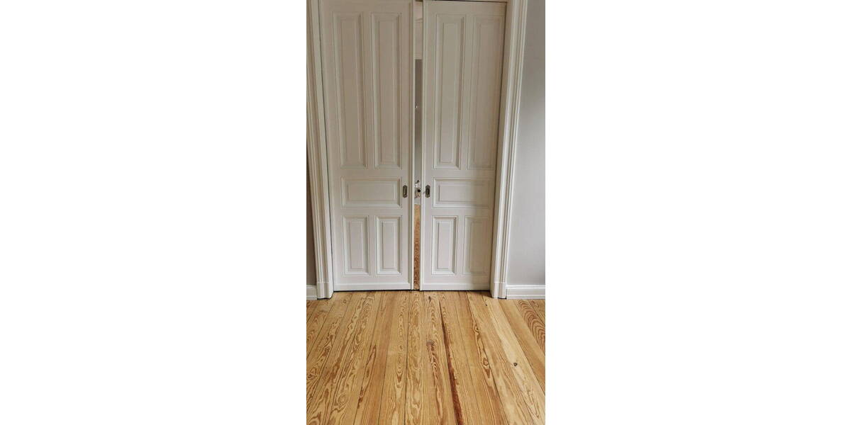 Etagenwohnung Kiel Wik - 2 Zimmer, 77 m&sup2;, 1.600&euro; | Angebot:26740611