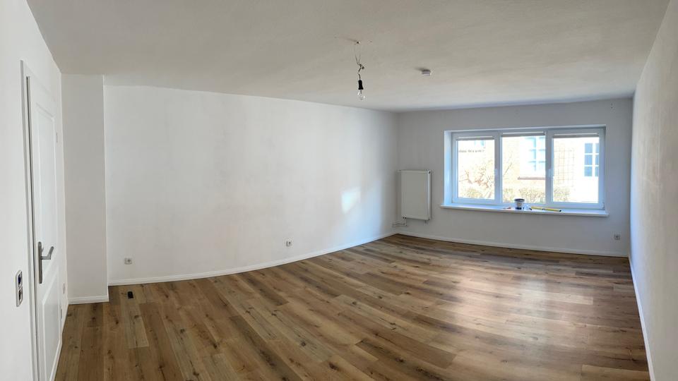 Erdgeschoßwohnung Lütjenburg - 2.5 Zimmer, 102 m&sup2;, 1.000&euro; | Angebot:26295044