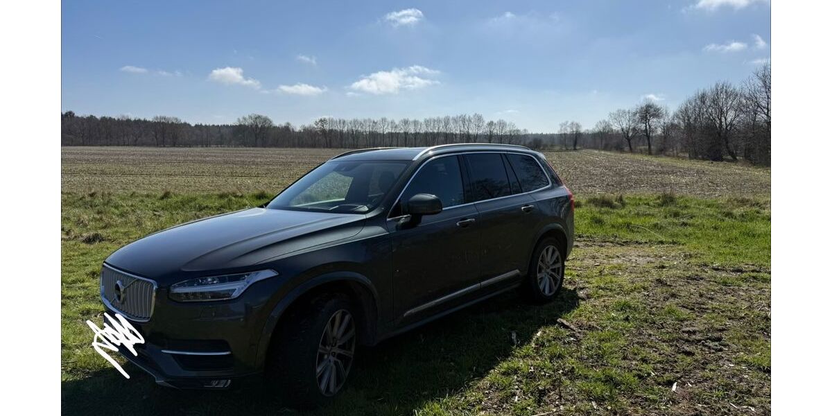 Volvo XC90 216.000 km 22.500 &euro; Neumünster 24534