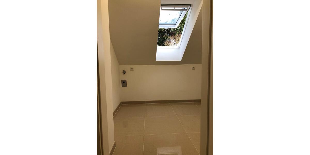 Dachgeschoßwohnung Plön - 2 Zimmer, 86 m&sup2;, 1.060&euro; | Angebot:26252333