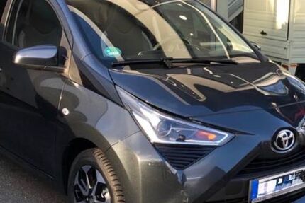 Toyota Aygo (X) 27.900 km 14.900 &euro; Kiel 24145